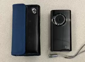 F460b Flip Video 892684000083 Pure Digital Minohd F460 4gb Camcorder Black With Case