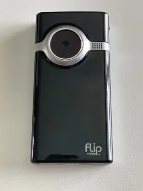 F360b Flip Video 892684000700 Digital Pocket Camcorder With Mini Tri-pod #3