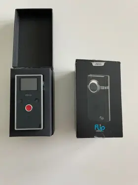 F360b Flip Video 892684000700 Digital Pocket Camcorder With Mini Tri-pod