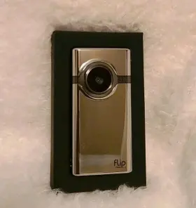 F460c Flip Video 892684000762 Mino Hd Pocket Usb Camera Rare Chrome Color - Open Box