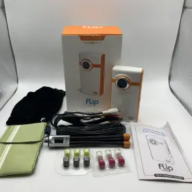F260nuk Flip Video F260n Ultra Series Digital Camcorder - Orange 60 Mins -2gb Of Memory