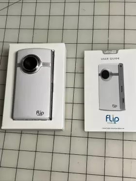 Fvu260w Flip Video U260w 4 Gb Camcorder - White #3