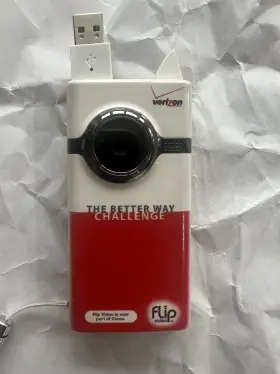 M3160s Flip Video Mino Hd 4 Gb High Definition Camcorder