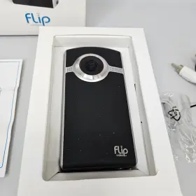 U112ob Flip Video Ultra 4gb Camcorder Black With Box Cables Instructions Tested #3
