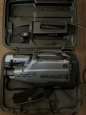 Cg681 Ge Vintage Camcorder Video Camera With Case 2 Batteries Charger