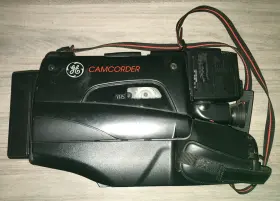 Cg706 Ge Cg684 Vhs Camcorder Model Parts Only Vintage Charger Powers On 2 Batteries