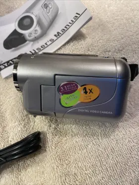 764388 Global Dv 136 Z B Mini Digital Video Camera 3.1 Mp 4x Zoom #2