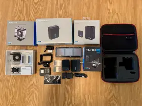 Chdcb501 Gopro Hero5 Black Camera Bundle - With Accessories And Super Suit Dive Housing