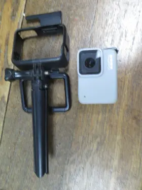 Chdrb703 Gopro Hero 7 White Working With Case