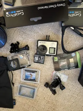 Chdsb-131-xx Gopro Hero4 - 4k Action Camera Super View With Waterproof Case And Accessory Kit