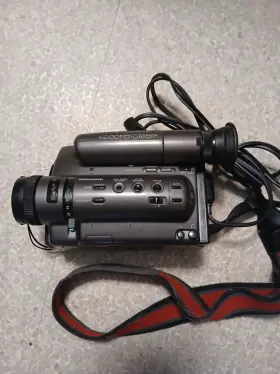 8300 Grundig Vs Color Camera Recorder Untested