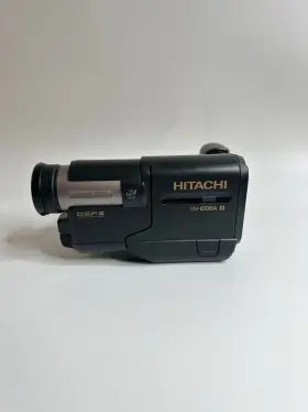 Vm-e130a Hitachi Cm-e130a Video Camcorder 8 Tested/working Preowned Battery And Charger