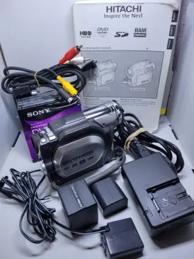 Dz-hs300a Hitachi Cinema Res Dvd Hdd Hybrid Camcorder 2 Batteries Charger Manual
