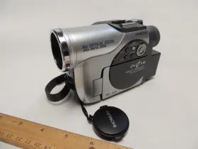 Dz-mv750ma Hitachi Dvd Camcorder With Battery #3