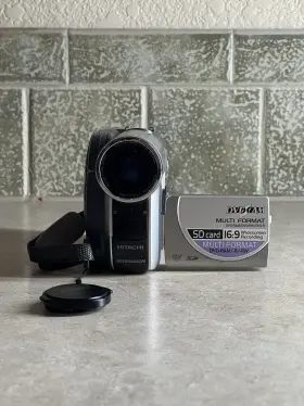 Dzbx31avp Hitachi Dvd Camcorder 6 9 Widescreen Recording 16x Optical Zoom Works #2
