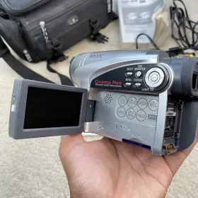 Dz-gx5080a Hitachi Dzgx5080a Dvd Video Camera Recorder 30x Zoom Camcorder Cables Case #3