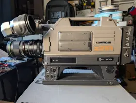 J15x9.5b4 Hitachi Fp-z31au 3 Tube Saticon Professional Video Camera - Canon Lens