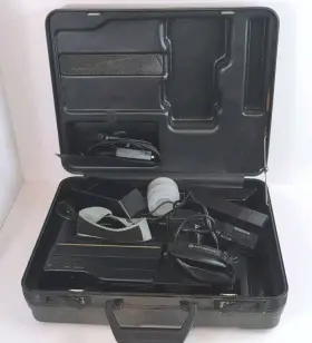 Vm-3150a Hitachi Vhs Movie Video Camcorder With Case Battery Len - Untested Parts #3