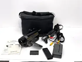 Vm-e535la Hitachi 8mm Video Camcorder Bundle Transfer Tested Works #2