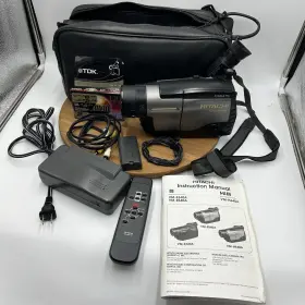 Vm-e540a Hitachi 8mm Video Camcorder Rapid Reflex Stable Pix Ambico Leather Bag
