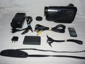 Vm-h520e Hitachi Pal Hi8 8mm Stereo Video8 Camcorder Vcr Player Video Transfer