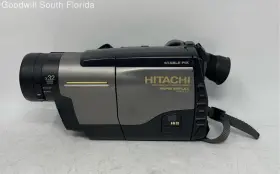 Vm-h640a Hitachi Hi-8 Video Recorder Camera With Case And Accessory Powers On Not Tested
