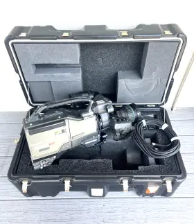 Hl-v55 Ikegami Broadcast Eng Camera With Fujinon Lens Zoom Cables Hard Case