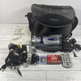 Gr-dv500u Jvc 027242644533 Mini Dv Digital Video Camera 300x Zoom/accessories With Sd Card