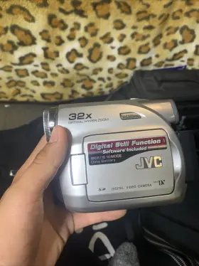 Gr-d375u Jvc 046838024474 Mini Dv Camcorder