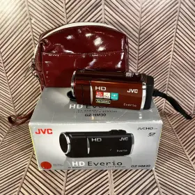 Gz-hm30 Jvc 046838045349 Everio Hd Camcorder 40x Zoom With Battery Charger Sd Card