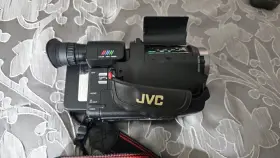 Gr-ax510 Jvc 08110935 Vintage 1996 Compact Vhs-c Camcorder Video Camera Tested See Pics