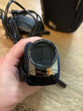 12345 Jvc Everio Full Hd Camcorder With 20x Optical Zoom #2
