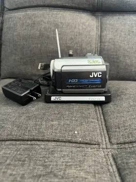155u Jvc Hdd Video Camera Gz-mg With Dock/battery/charger/4g Sd Tested