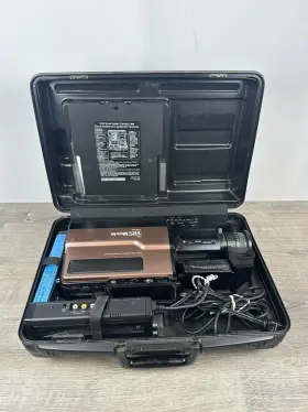 5330 Jvc Jc Penney Vhs Movie Camcorder With Accessories And Hard Case Powers On