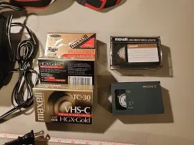 Gr-ax900 Jvc Ax800 Vcr Camcorder 2 Batteries Remote Dc Cord 3 New Cass. 1 Used. Case #3