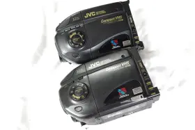 Gr-ax808 Jvc Ax808 Camcorder Vhs-c Video Camera For Parts Or Repair