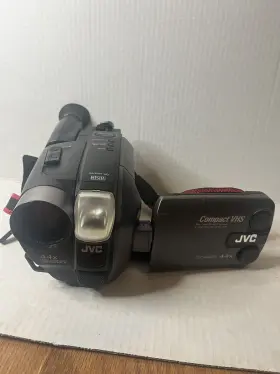Gr-axm300u Jvc Axm300d Model Vhs/c Camcorder 44x Zoom School Surplus Untested Battery