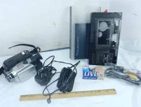Gr-df55ou Jvc Df55ou Silver Lcd Screen 700x Digital Zoom Mini Dv Video Camcorder Vhs