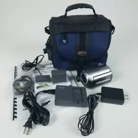 Gz-mg130u Jvc Everio Camcorder With Charging Cables 2 Batteries Remote Case Tested