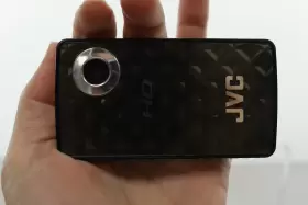 Gc-fm1bu Jvc Hd Mini Camcorder Camera 32gb Sd Card Usb Charger #3
