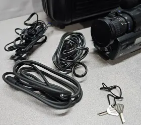 Gr-35u Jvc High Resolution Ccd Video Movie Vhsc Hard Case Cords Etc Parts/repair #2