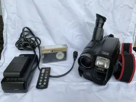 Gr-ax400u Jvc Gr-400u Vintage Compact Vhs Video Camera Videomovie Vhs-c Tested Extras