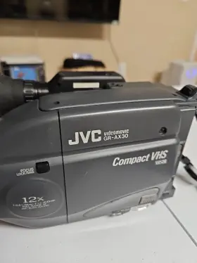 Gr-ax30 Jvc Videomovie Compact Vhs-c Camcorder Video Camera No Battery #2
