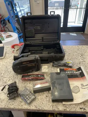 Gr-ax33u Jvc Gr-ax37 Videomovie Camera Compact Vhs Camcorder -brand New. Never Used