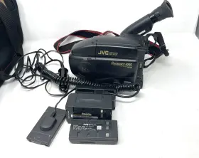 Gr-ax37u Jvc Videomovie With Case Batteries Strap Remote And Cords