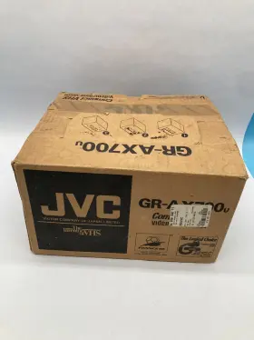 Gr-ax700 Jvc Vintage Compact Vhs C Camcorder With Accessories Untested