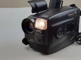 Gr-ax700u Jvc 1995 Vhs-c Videomovie Video Camera Camcorder With Charger - Tested #2