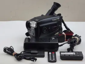 Gr-ax700u Jvc 1995 Vhs-c Videomovie Video Camera Camcorder With Charger - Tested