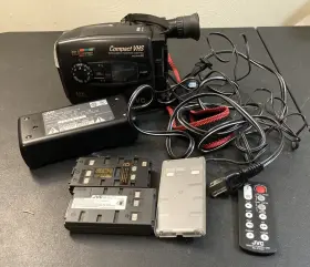Gr-ax71ou Jvc Broken For Parts Or Repair Only Camcorder Movie Video Recorder #2