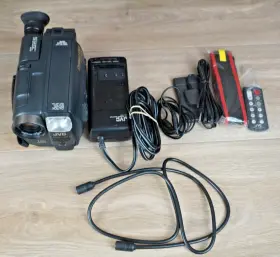 Gr-ax74 Jvc Compact Vhs Vhsc Video Camera - Bag Remote Charger And Battery #3